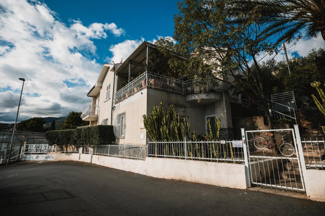 Agriturismo Rose Di Pietra П'єтра-Лігуре Екстер'єр фото