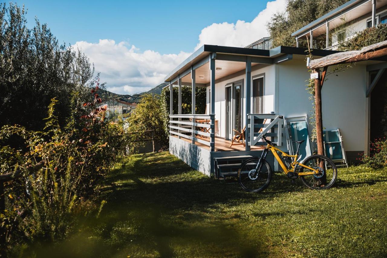 Agriturismo Rose Di Pietra П'єтра-Лігуре Екстер'єр фото